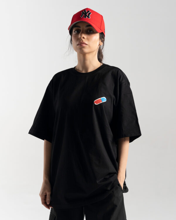 تیشرت گایجین طرح Capsuzi